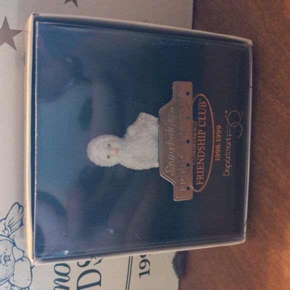 Department 56 Snowbabies Friendship Club 1998-99 Set - Picture 2 of 6